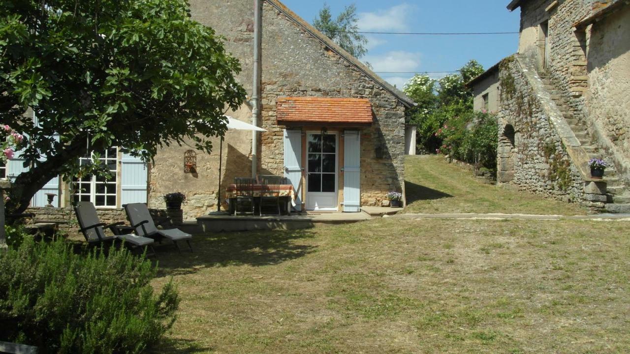 Chatel De Bierre Sigy-le-Châtel Exterior photo