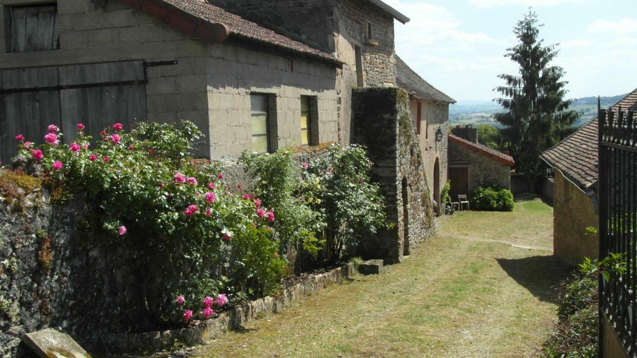 Chatel De Bierre Sigy-le-Châtel Exterior photo